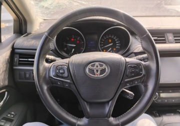 Toyota Avensis III Wagon Facelifting 2015 2.0 D-4D 143KM 2017 Toyota Avensis 2017r, SALON POLSKA. Uszkodzony. Poobijany. Jezdzi. 2.0, zdjęcie 11