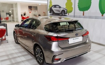 Lexus CT Hatchback 5d Facelifting 2017 200h 136KM 2020 Lexus CT 200h Elegance 1.8 Hybryda 136KM, zdjęcie 3