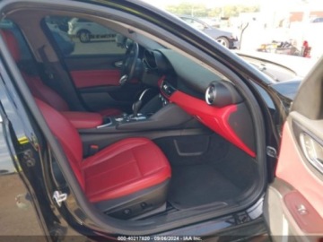 Alfa Romeo Giulia II Sedan Facelifting 2.0 Turbo 280KM 2021 Alfa Romeo Giulia 2021r., 2.0L 2.0 Benzyna 280KM, zdjęcie 8