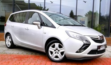 Opel Zafira C Tourer 1.4 Turbo ECOTEC 140KM 2014 Opel Zafira BiXenon|2x Park|6 Bieg| Navi|7 Foteli, zdjęcie 1