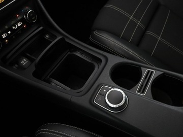 Mercedes GLA I Off-roader 2.0 250 211KM 2016 Mercedes GLA 250 4x4 automat full LED półskóra, zdjęcie 28