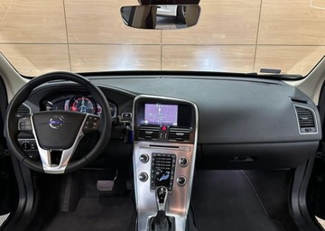 Volvo XC60 I SUV Facelifting 2.0 D4 DRIVE-E 190KM 2017 Volvo XC 60 2.0d Salon Polska ASO R-CARS Warszawa 2.0 Diesel 190KM, zdjęcie 13