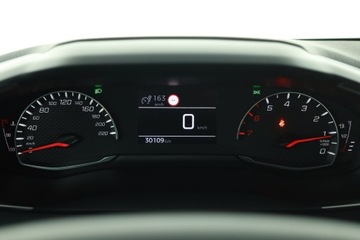 Peugeot 208 II Hatchback 1.2 PureTech 75KM 2022 Peugeot 208 1.2 PureTech, Salon Polska, zdjęcie 7