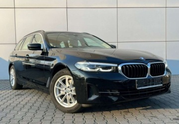 BMW Seria 5 G30-G31 Touring Facelifting 2.0 520d 190KM 2022 BMW Seria 5 xDrive Jasna Skora Virtual Led Navi Kamera FV23, zdjęcie 3