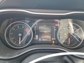 Jeep Cherokee V 2022 Jeep Cherokee Latitude 2022 3.2l 3.2 Benzyna 271KM, zdjęcie 9