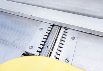 ŻEFAM DSXB40 Строгальный станок мощностью 3 кВт, настольное управление.