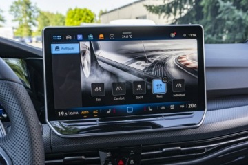 Volkswagen Golf VIII R Facelifting 2.0 TSI 333KM 2026 Volkswagen Golf R 2.0 TSI 4Motion 333 KM DSG, zdjęcie 27