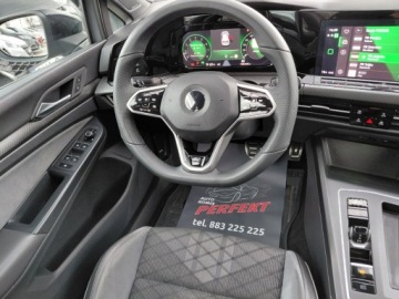 Volkswagen Golf VIII Variant 1.5 eTSI 150KM 2021 Volkswagen Golf Automat R Line Klimatronik LED Harman Kardon 1.5 Benzyna, zdjęcie 19