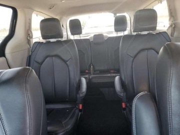 Chrysler Pacifica II 2022 Chrysler Pacifica 2022, 3.6L, TOURING L, po gradobiciu 3.6 Benzyna 287KM, zdjęcie 8