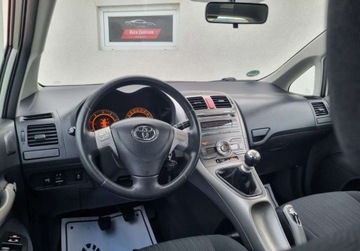 Toyota Auris I Hatchback 2.0 D-4D 125KM 2008 Toyota Auris SLICZNA 2.0 D4D Zadbana BOGATA WERSJA Oryginal SERWIS 2009r, zdjęcie 4