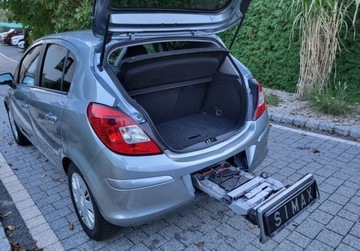 Opel Corsa D Hatchback 1.4 Twinport ECOTEC 100KM 2010 Opel Corsa 1.4I Zadbane Bagaznik na Rowery 1.4 Benzyna 100KM, zdjęcie 7