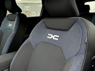 Dacia Bigster 1.2 TCe 130KM 2025 Od ręki - Expression 4x4 1.2 TCe 130KM / Pakiet Zimowy, Easy, zdjęcie 4