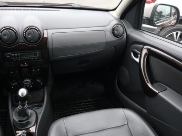 Dacia Duster I SUV 1.5 dCi 107KM 2011 Dacia Duster 1.5 dCi, Klima, zdjęcie 7