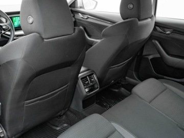 Skoda Octavia IV Scout 1.5 TSI ACT 150KM 2023 Škoda Octavia Skoda Octavia WD0689T#1.5 TSI, zdjęcie 24