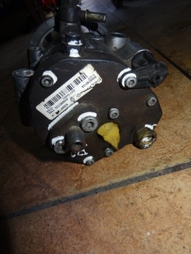 RENAULT OE 8200057225 ČERPADLO VSTŘIKOVAČE