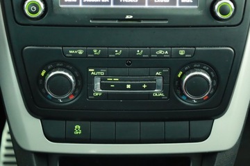 Skoda Yeti Minivan 1.4 TSI 122KM 2012 Skoda Yeti 1.4 TSI, Salon Polska, Klima, zdjęcie 9