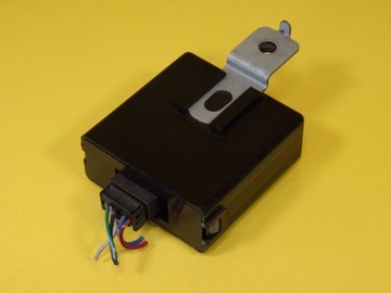MODUL ŘÍZENÍ ZÁMKU CENTRÁLNÍHO MITSUBISHI GALANT MR438842 NR1980