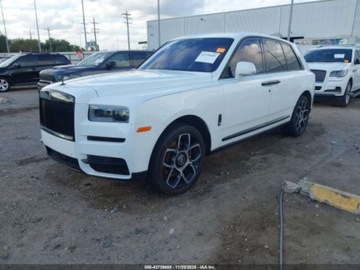 Rolls-Royce 2022 Rolls-Royce Cullinan 2022 6.7L 6.7 Benzyna 563KM, zdjęcie 1