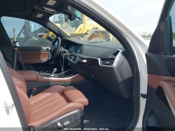 BMW X5 G05 2023 BMW X5 2023 BMW X5 Xdrive 40I 3.0 Benzyna 335KM, zdjęcie 9