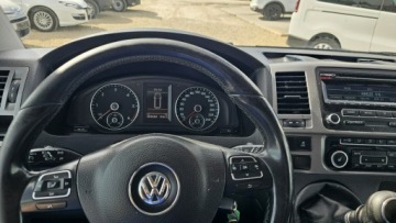 Volkswagen Caravelle T6 2015 Volkswagen Caravelle 9 osobowy Ładny stan, zdjęcie 9