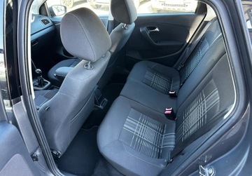 Volkswagen Polo V Hatchback 3d Facelifting 1.4 TDI 75KM 2015 Volkswagen Polo Lounge 1.4 TDI 75KM Gwarancja Zamiana Zarejestrowany 1.4, zdjęcie 18