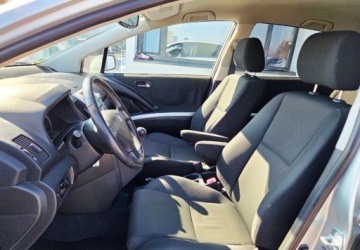 Toyota Corolla Verso E120 1.8 VVT-i 130KM 2006 Toyota Corolla Verso 1,8 Ben 130 KM 1.8 Benzyna 130KM, zdjęcie 10