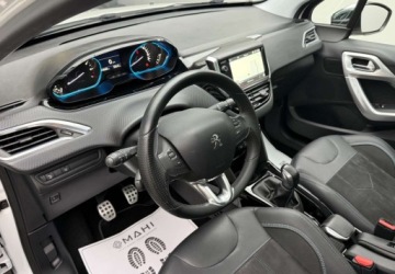 Peugeot 2008 I SUV Facelifting 1.2 PureTech 110KM 2017 Peugeot 2008 Crossway Panorama Kamera Navi Zamiana Raty Gwaranjcja 1.2, zdjęcie 23