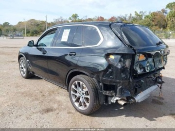 BMW X5 G05 2024 BMW X5 sDrive40i 2024 3.0 Benzyna 375KM, zdjęcie 3
