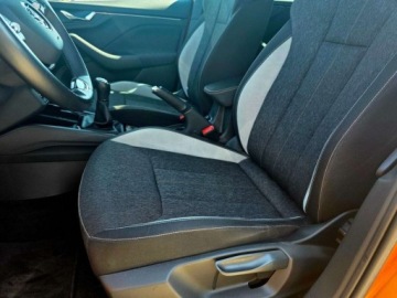 Skoda Kamiq Crossover 1.0 TSI 110KM 2022 Skoda Kamiq 1.0TSI 110KM Style Pakiet Comfort Pakiet promocyjny Tech Serwi, zdjęcie 23