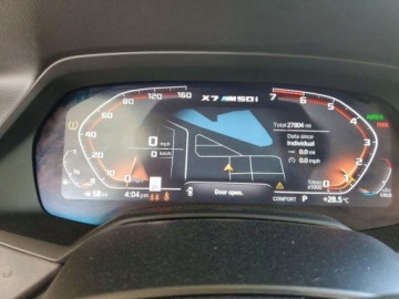 BMW X7 2022 BMW X7 M50i 2022 4.4 Benzyna 523KM, zdjęcie 9