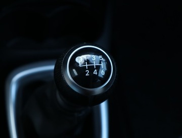 Toyota Yaris III Hatchback 5d Facelifting 2017 1.5 Dual VVT-iE 111KM 2017 Toyota Yaris 1.5 Dual VVT-i, Salon Polska, zdjęcie 15