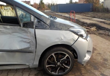 Toyota 2018 Toyota Yaris Okazja 1.5 Hybryda 100KM, zdjęcie 15