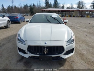 Maserati Quattroporte II 2022 Maserati Quattroporte Modena Q4 2022 3.0l 3.0 Benzyna 424KM, zdjęcie 7