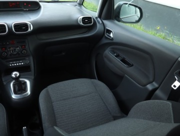 Citroen C3 Picasso 1.2 PureTech 110KM 2015 Citroen C3 Picasso 1.2 PureTech, Salon Polska, zdjęcie 7