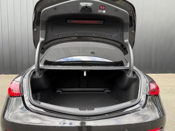 Mercedes CLE Coupe 2.0 200 204KM 2025 MERCEDES-BENZ CLE 200 4-Matic AMG Line 2.0 (204KM) 2025, zdjęcie 13