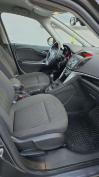 Opel Zafira C Tourer 2.0 CDTI ECOTEC 130KM 2012 Opel Zafira 2,0 diesel 131 KM klima zarejestrowany 7 osobowy 2.0 Diesel, zdjęcie 18