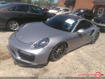 Porsche 911 991 2017 Porsche 911 Turbo S Auto Punkt