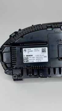 BMW 3 F30 F35 F31 2018 PŘÍSTROJOVÁ DESKA BUDÍKY