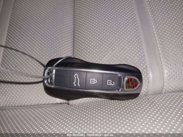 Porsche Cayenne III 2021 Porsche Cayenne 2021r, Turbo, 4.0L, 4x4 4.0 Benzyna 453KM, zdjęcie 11