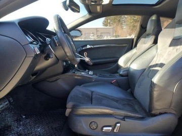 Audi A5 8T RS5 Coupe Facelifting 4.2 FSI 450KM 2013 Audi RS5 Coupe 4.2 V8 2013 4.2 Benzyna 450KM, zdjęcie 7