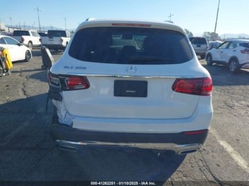 Mercedes GLC C253 2020 Mercedes-Benz GLC 2020r., 300, od ubezpieczalni 2.0 Benzyna 255KM, zdjęcie 5