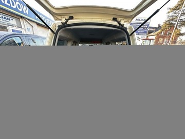 Volkswagen Caddy IV Kombi Maxi 2.0 TDI SCR BlueMotion Technology 102KM 2018 Volkswagen Caddy 2.0 TDI Maxi 7-osobowy Model 2019, zdjęcie 12