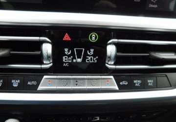 BMW Seria 3 G20-G21 2021 BMW Seria 3 2.0D z Gwarancja Line Shadow Model 2022r 2.0 Diesel 150KM, zdjęcie 28