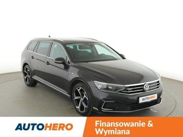 Volkswagen Passat B8 GTE Variant 1.4 TSI Plug-In-Hybrid 218KM 2019 Volkswagen Passat 1.4GTE Automat Navi ACC Virtual, zdjęcie 9