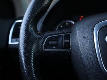 Audi Q5 I SUV 2.0 TDI 170KM 2010 Audi Q5 2.0 TDI, Salon Polska, 167 KM, 4X4, zdjęcie 14