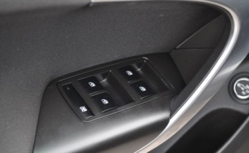 Opel Insignia I Sports Tourer 1.4 Turbo ECOTEC Start/Stop 140KM 2011 Opel Insignia Benzyna Xenon Nawigacja Klimatyzacja 1.4 Benzyna 140KM, zdjęcie 20