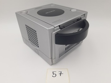 КОНСОЛЬ NINTENDO GAMECUBE DOL-001 PAL СЕРЕБРЯНАЯ