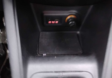 Kia Venga Mikrovan 1.4 DOHC CVVT 90KM 2011 Kia Venga 2011r, 1.4 Benzyna. Lekko uszkodzony lewy tyl. Jezdzi 1.4 90KM, zdjęcie 14