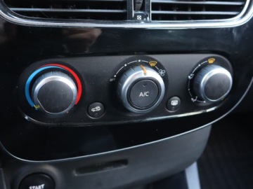 Renault Clio IV Grandtour Facelifting 1.2 73KM 2017 Renault Clio 1.2 16V, Salon Polska, GAZ, Klima, zdjęcie 11