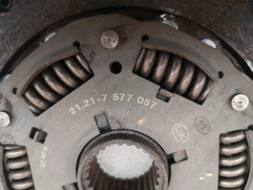 SPRZĘGŁO KOMPLETNE TARCZA BMW E81 E87 123D 2.3D